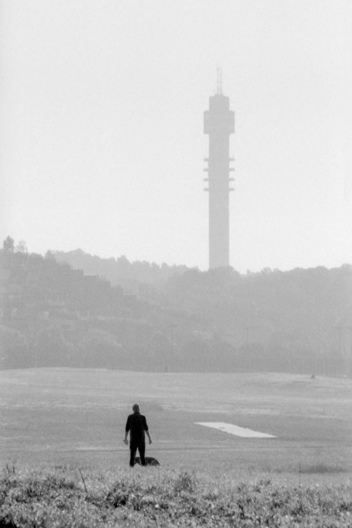 stefan fredriksson minimalistiskt svartvitt  bild av